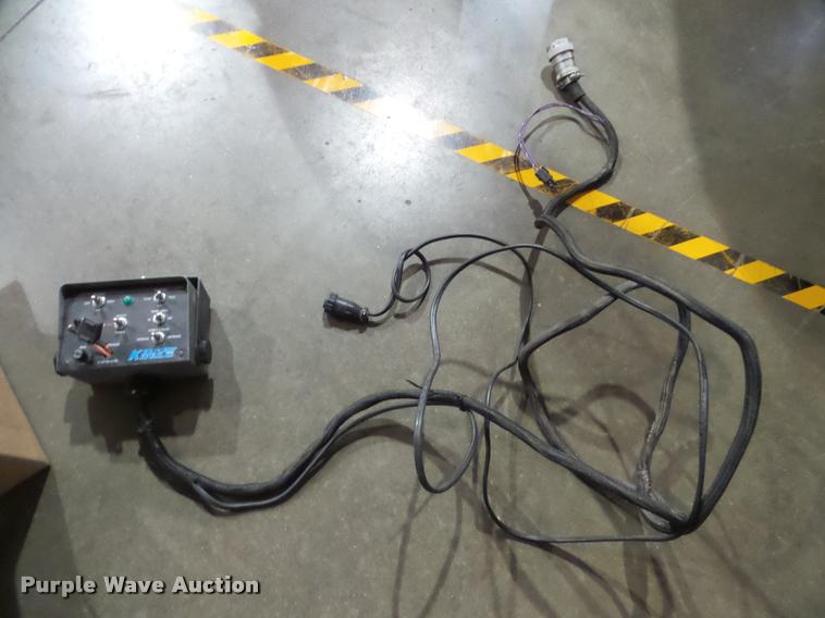 image for item DB5357 2009 Kinze 3660 12/23 split row planter