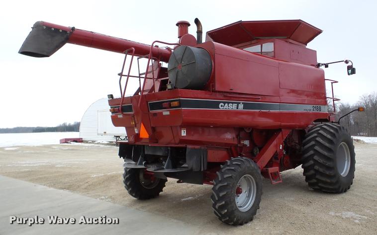 image for item DB5368 1996 Case IH 2188 combine