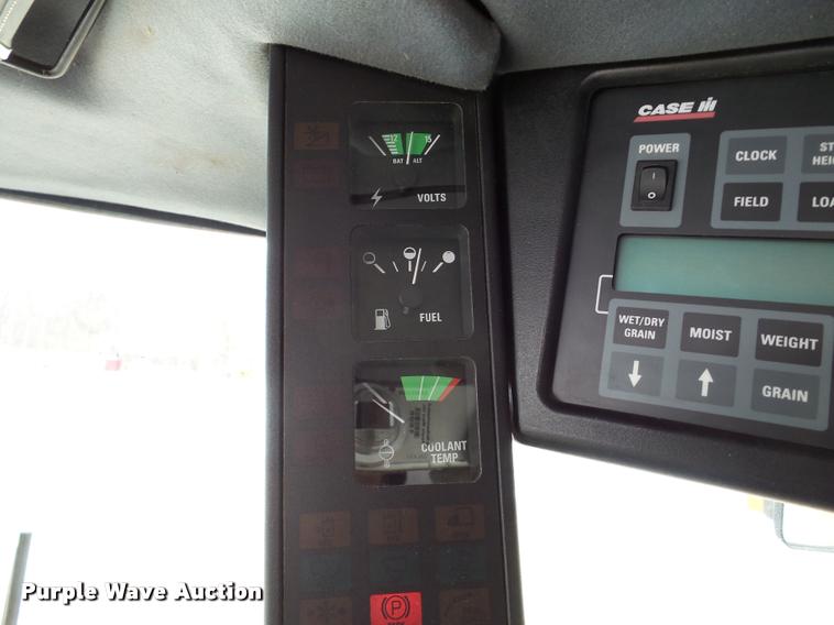 image for item DB5368 1996 Case IH 2188 combine