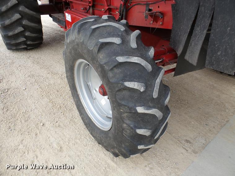 image for item DB5368 1996 Case IH 2188 combine