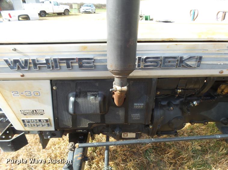 image for item DF9066 White 2-30 Field Boss tractor