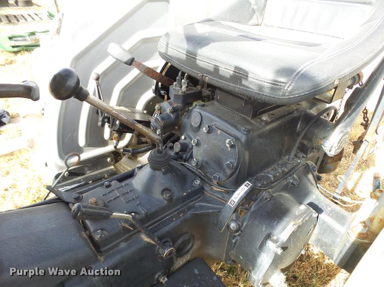 image for item DF9066 White 2-30 Field Boss tractor