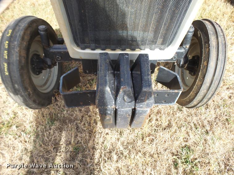 image for item DF9066 White 2-30 Field Boss tractor