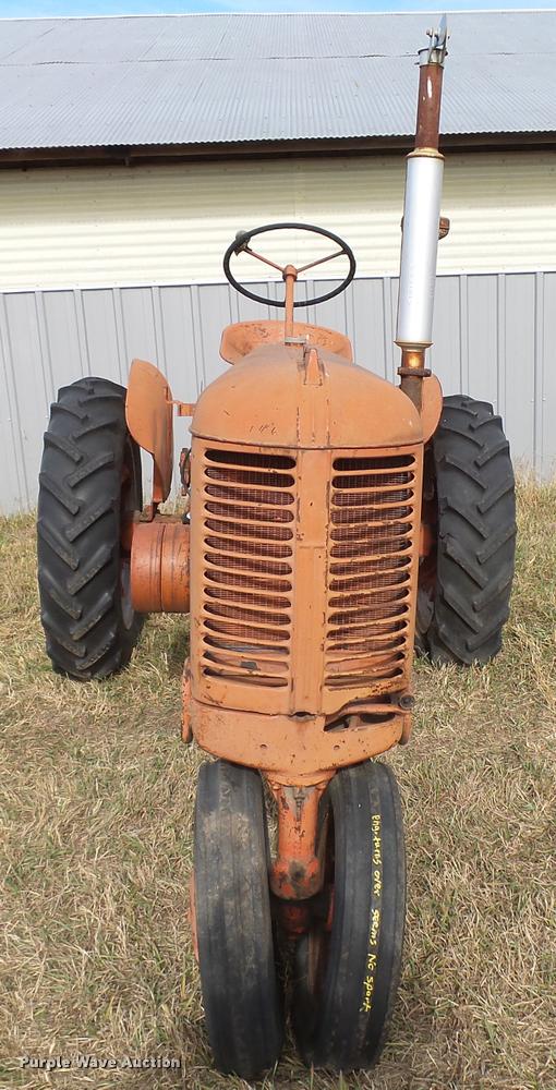 image for item DF9070 1950 Case VAC tractor