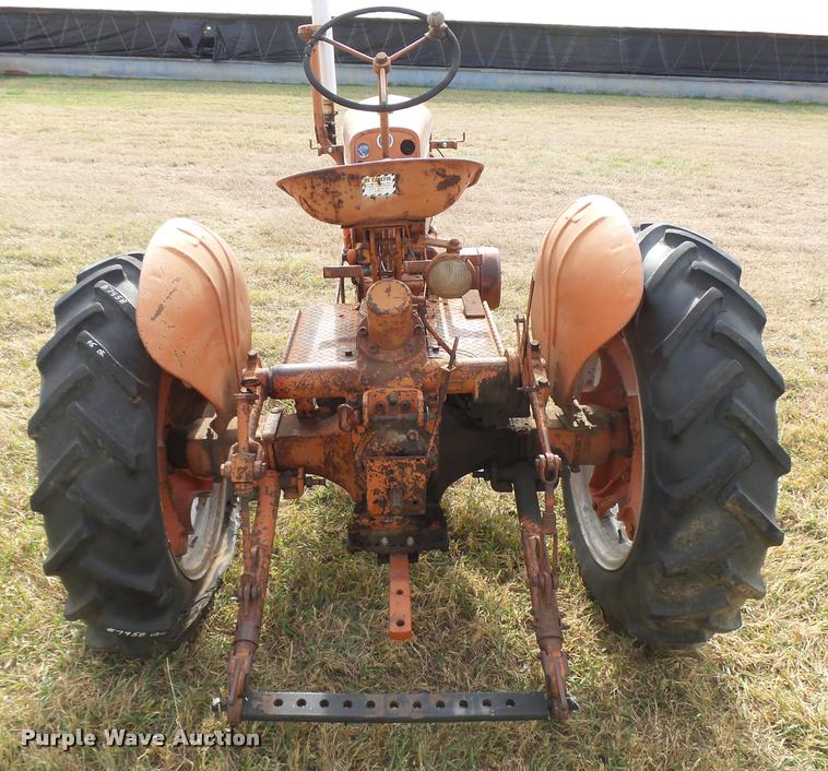 image for item DF9070 1950 Case VAC tractor