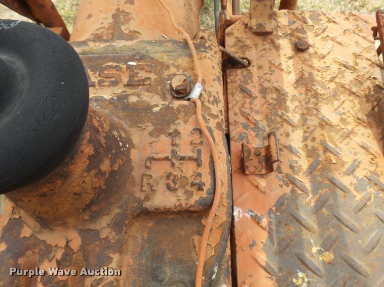 image for item DF9070 1950 Case VAC tractor