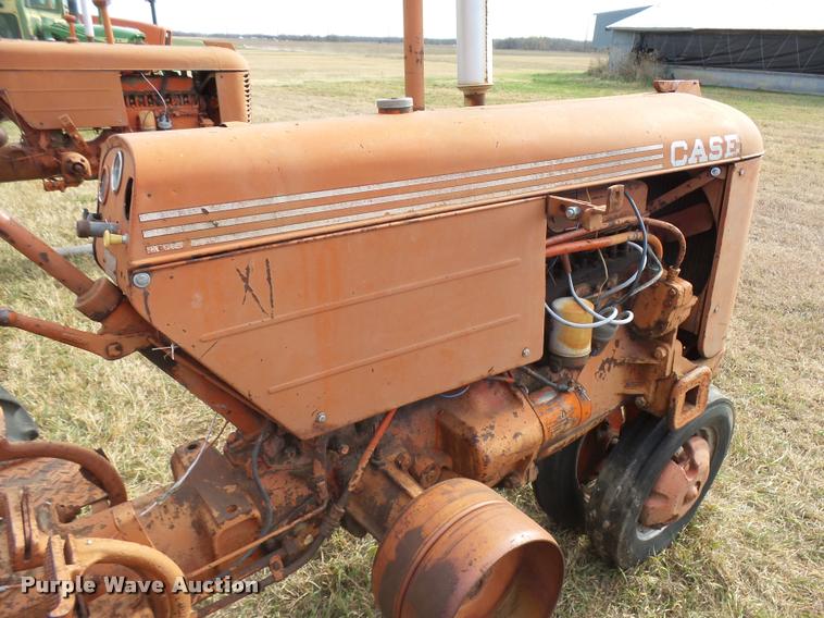 image for item DF9070 1950 Case VAC tractor