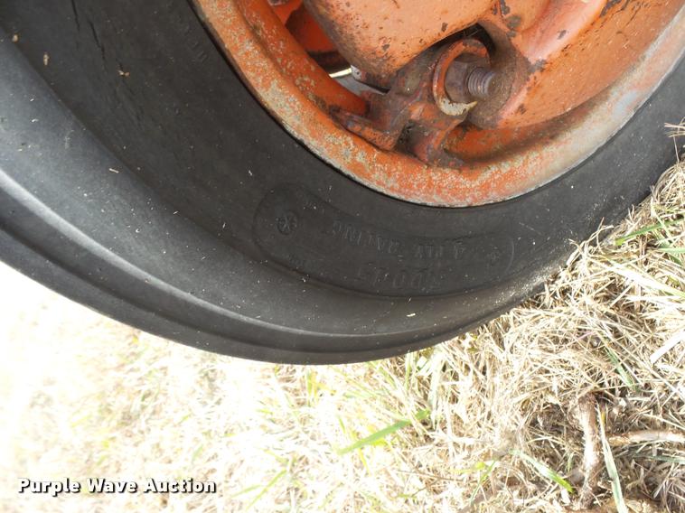 image for item DF9070 1950 Case VAC tractor