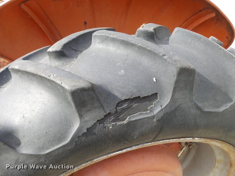 image for item DF9070 1950 Case VAC tractor