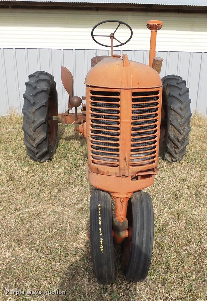 image for item DF9071 1949 Case VAC tractor