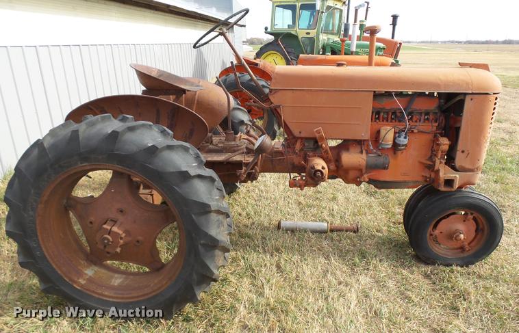 image for item DF9071 1949 Case VAC tractor