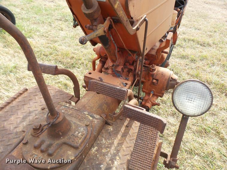 image for item DF9071 1949 Case VAC tractor