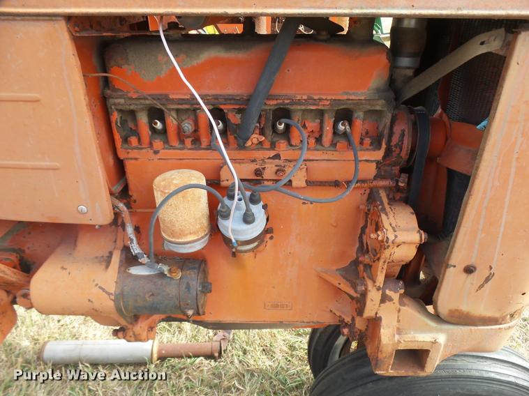 image for item DF9071 1949 Case VAC tractor