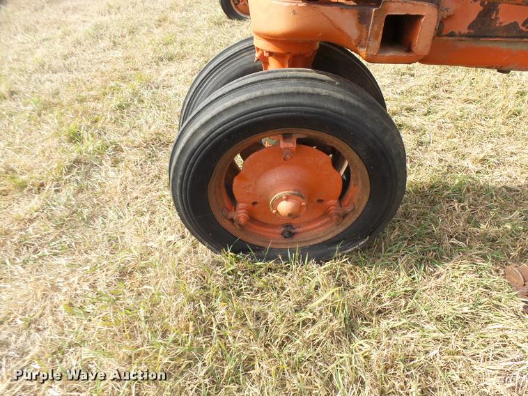 image for item DF9071 1949 Case VAC tractor