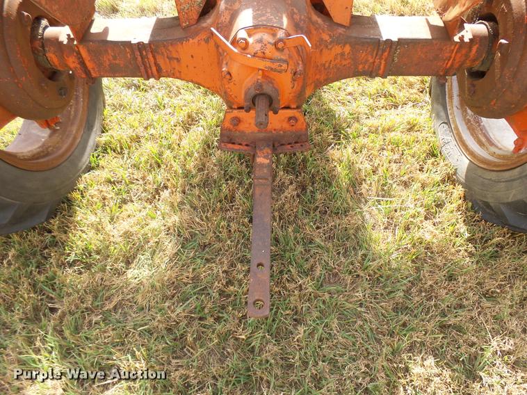 image for item DF9072 1947 Case VAC tractor