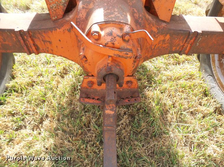 image for item DF9072 1947 Case VAC tractor