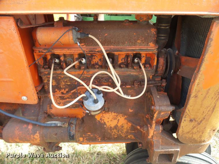 image for item DF9072 1947 Case VAC tractor