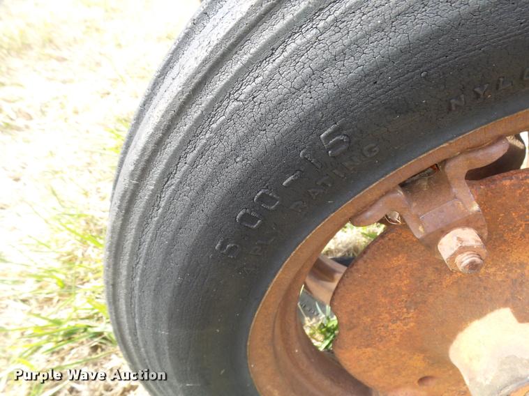 image for item DF9072 1947 Case VAC tractor