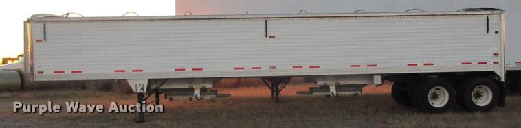 image for item I1834 2008 Timpte Super Hopper grain trailer