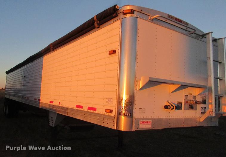 image for item I1834 2008 Timpte Super Hopper grain trailer
