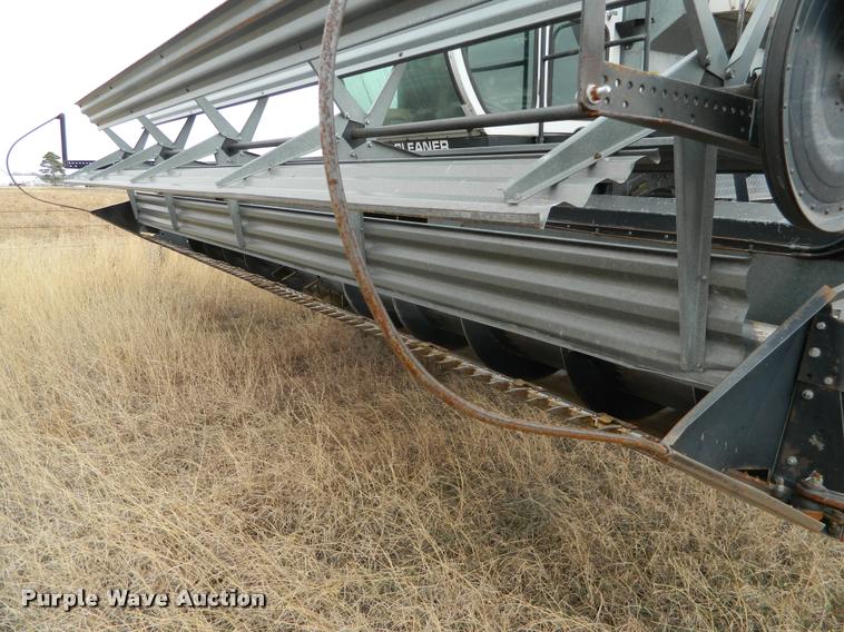 image for item J5007 Gleaner F2 combine