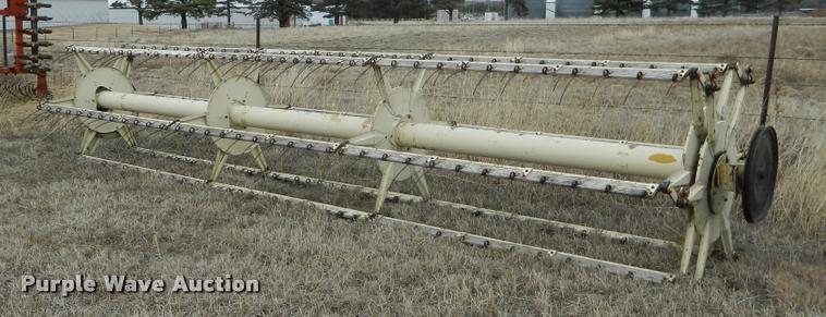 image for item J5007 Gleaner F2 combine