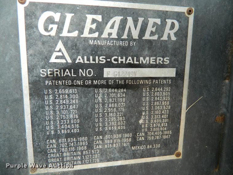 image for item J5007 Gleaner F2 combine