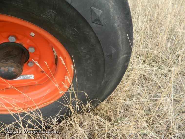 image for item J5007 Gleaner F2 combine