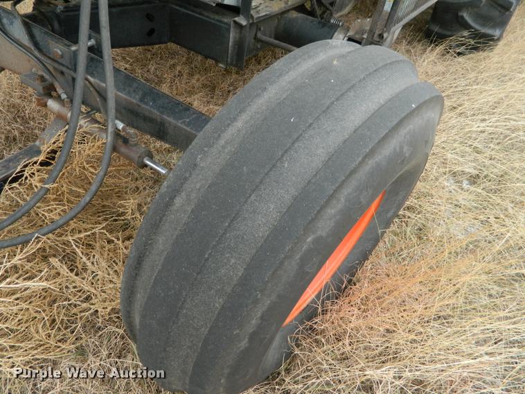 image for item J5007 Gleaner F2 combine