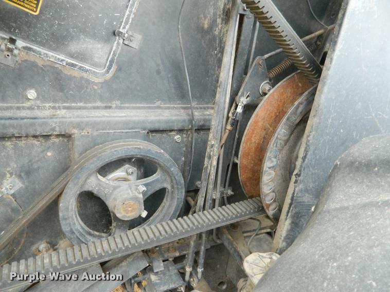 image for item J5007 Gleaner F2 combine