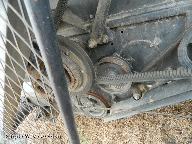 image for item J5007 Gleaner F2 combine