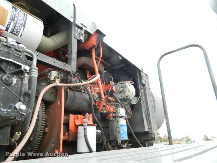 image for item J5007 Gleaner F2 combine