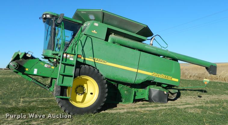 image for item J5009 2001 John Deere 9650 STS combine