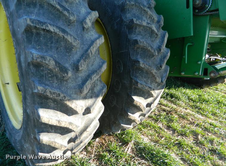 image for item J5009 2001 John Deere 9650 STS combine