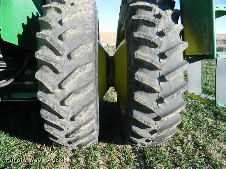 image for item J5009 2001 John Deere 9650 STS combine