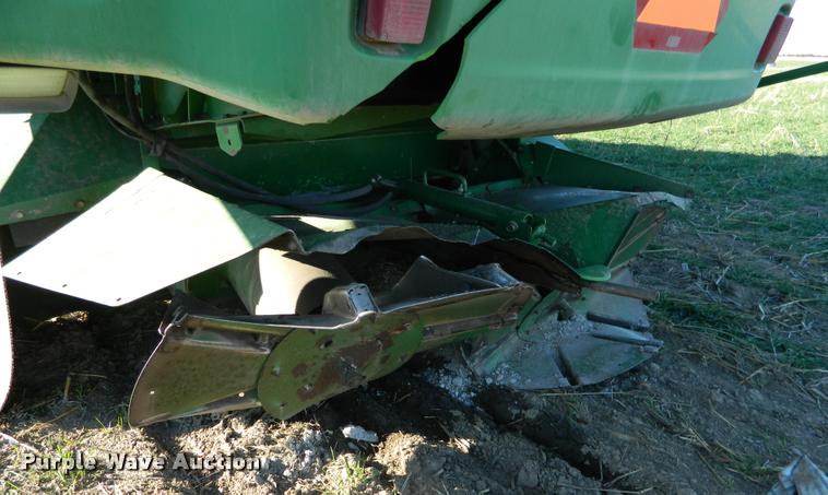 image for item J5009 2001 John Deere 9650 STS combine