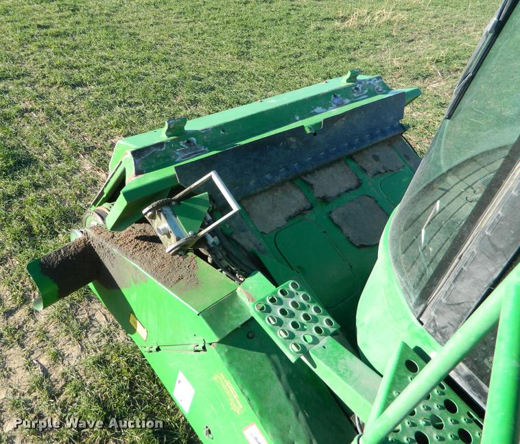 image for item J5009 2001 John Deere 9650 STS combine
