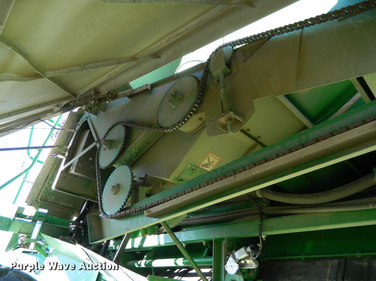 image for item J5009 2001 John Deere 9650 STS combine