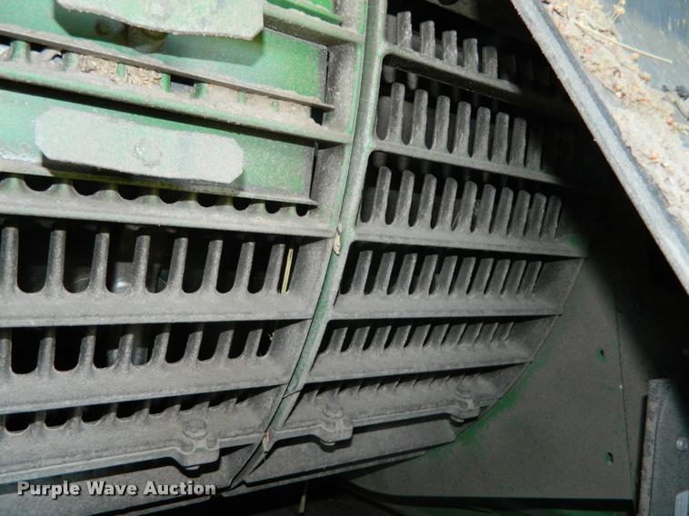 image for item J5009 2001 John Deere 9650 STS combine