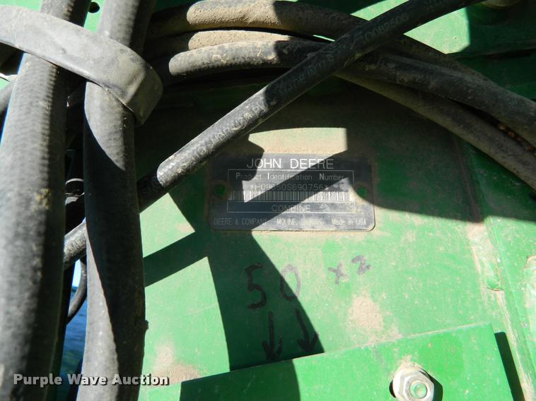 image for item J5009 2001 John Deere 9650 STS combine