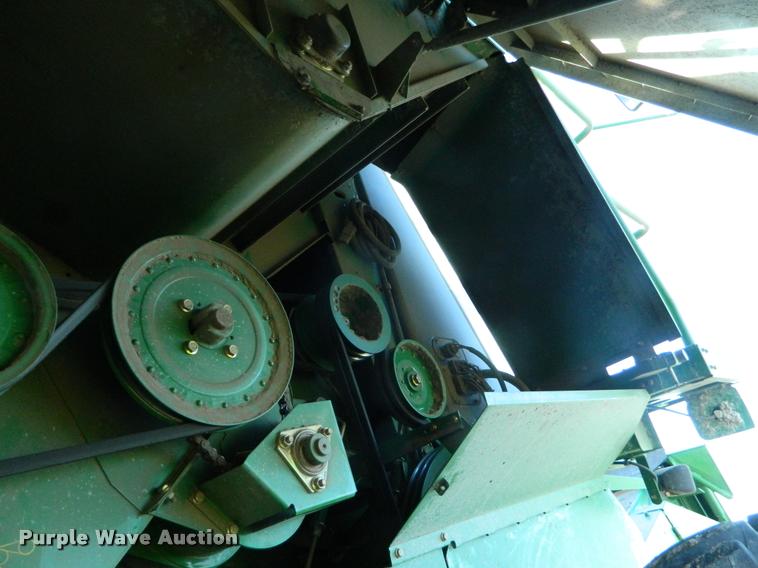 image for item J5009 2001 John Deere 9650 STS combine