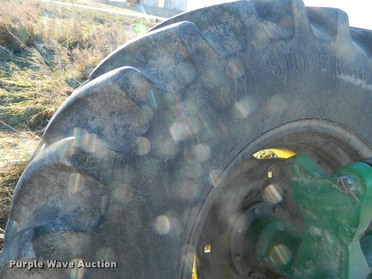 image for item J5009 2001 John Deere 9650 STS combine