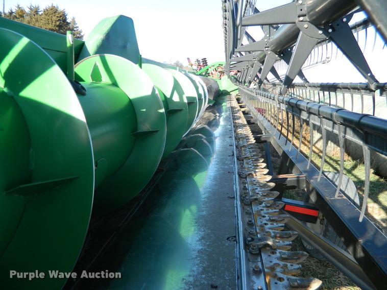 image for item J5024 2007 John Deere 630F Hydraflex flex head