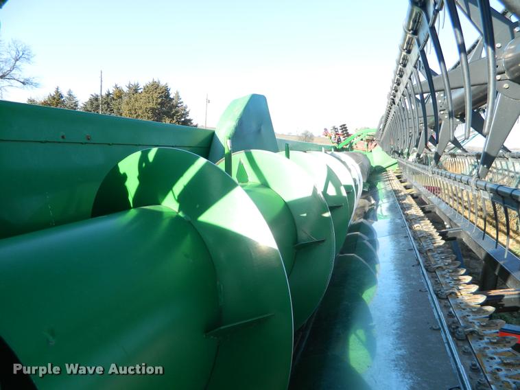 image for item J5024 2007 John Deere 630F Hydraflex flex head