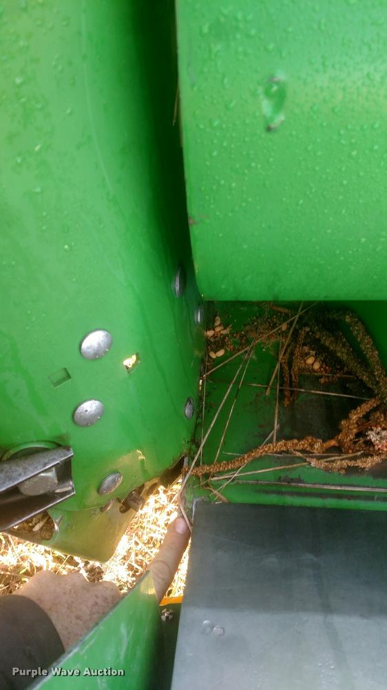 image for item J5024 2007 John Deere 630F Hydraflex flex head