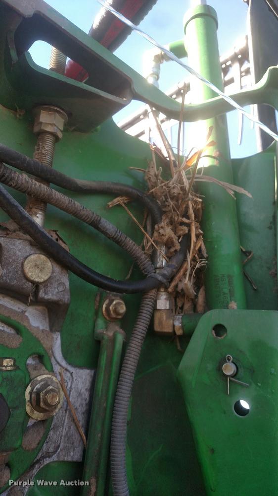 image for item J5024 2007 John Deere 630F Hydraflex flex head