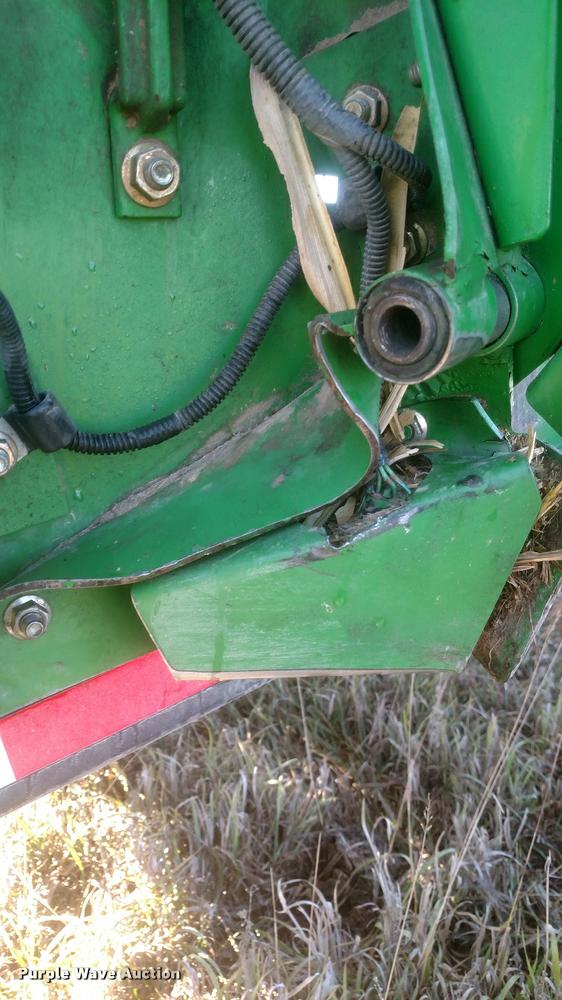 image for item J5024 2007 John Deere 630F Hydraflex flex head