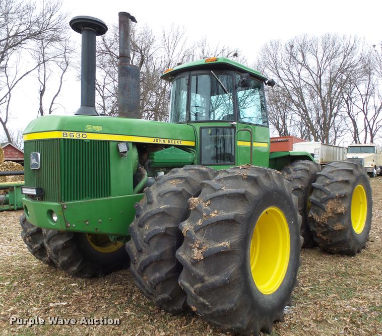 image for item J5462 1976 John Deere 8630 4WD tractor