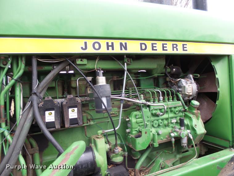 image for item J5462 1976 John Deere 8630 4WD tractor
