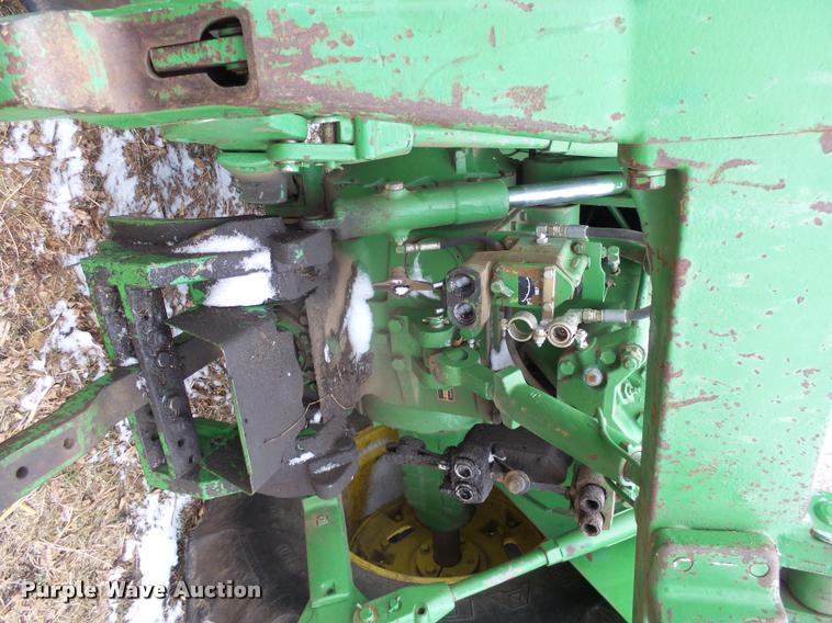 image for item J5462 1976 John Deere 8630 4WD tractor